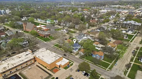 215 West 7th Street Dixon IL 61021