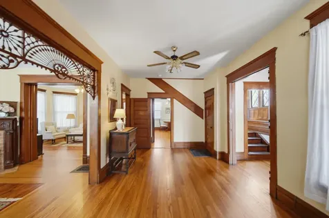 215 West 7th Street Dixon IL 61021