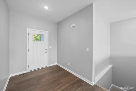 3301 Comstock Avenue Dekalb IL 60115