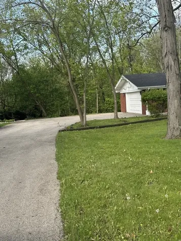 2030 Crestwood Lane Palatine IL 60067