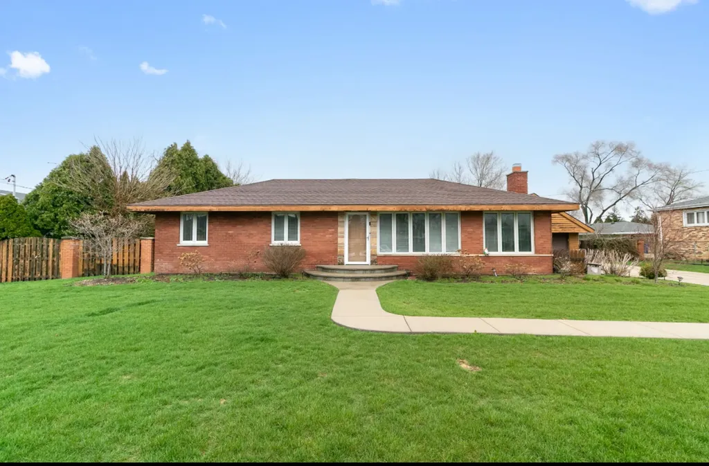 6554 West 92nd Street Oak Lawn IL 60453