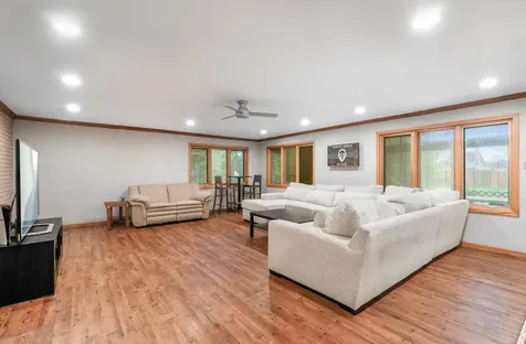 6554 West 92nd Street Oak Lawn IL 60453