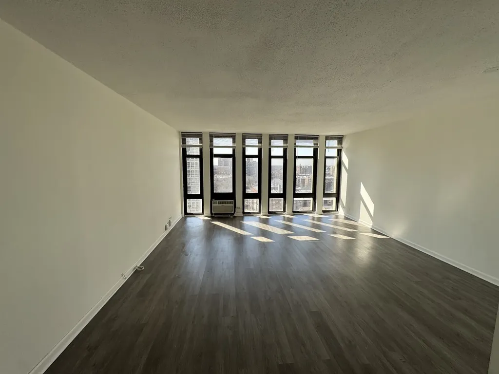 6700 South South Shore Drive Chicago IL 60649