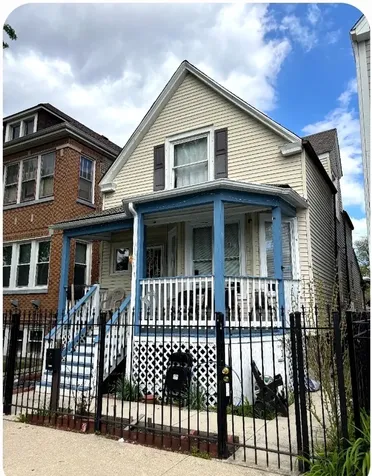 415 North Lawler Avenue Chicago IL 60644