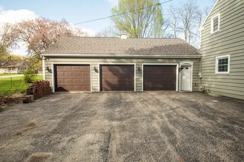 3868 West Ogle Street Dixon IL 61021