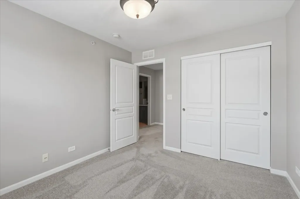 65 Arcadia Lane Lake Zurich IL 60047