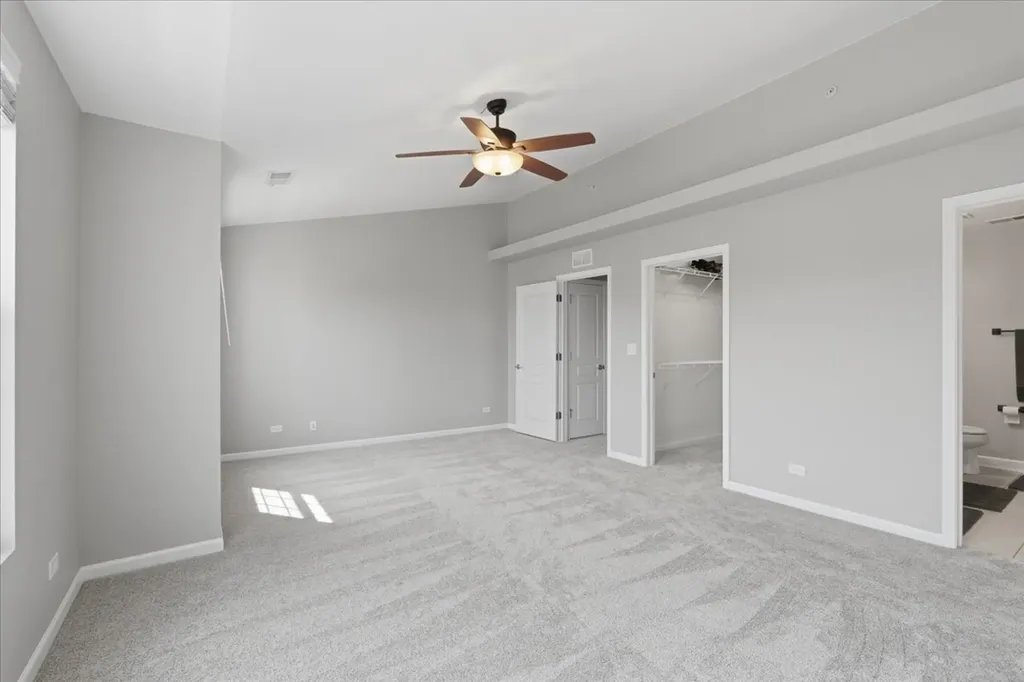 65 Arcadia Lane Lake Zurich IL 60047