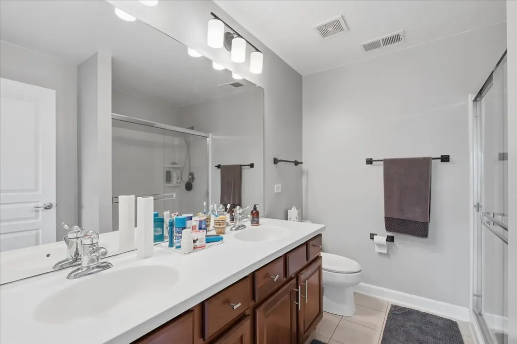 65 Arcadia Lane Lake Zurich IL 60047