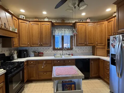 222 North Maple Street Herscher IL 60941