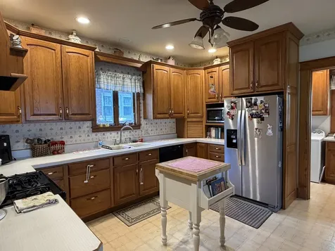 222 North Maple Street Herscher IL 60941