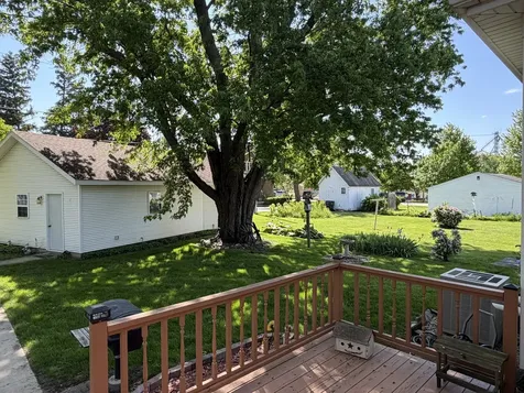 222 North Maple Street Herscher IL 60941