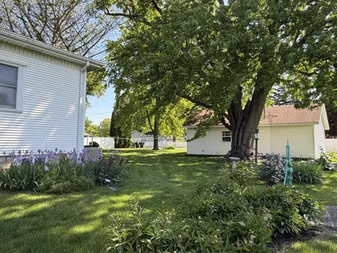 222 North Maple Street Herscher IL 60941