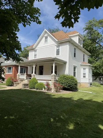 222 North Maple Street Herscher IL 60941