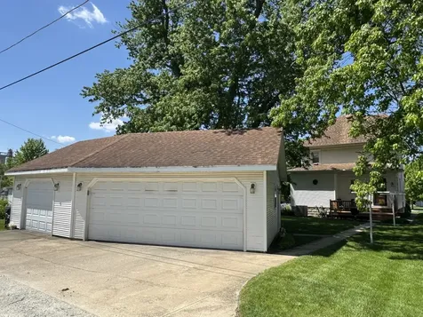 222 North Maple Street Herscher IL 60941