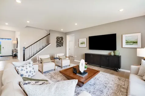 709 Erwin Street Oswego IL 60543
