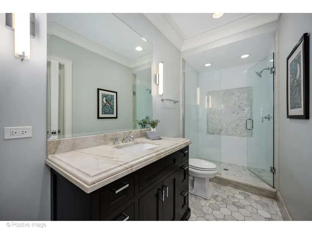 1916 Washington Avenue Wilmette IL 60091