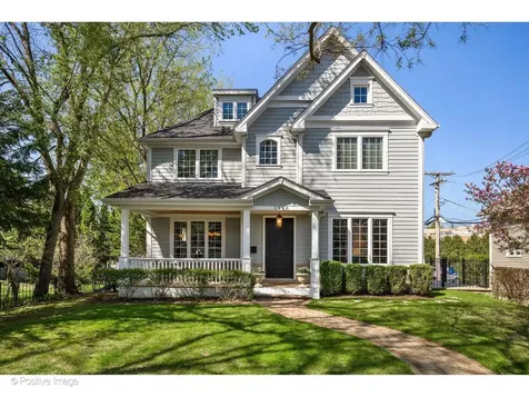 1916 Washington Avenue Wilmette IL 60091