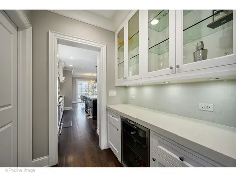 1916 Washington Avenue Wilmette IL 60091