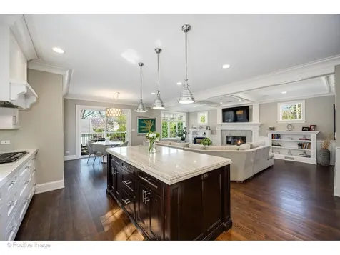 1916 Washington Avenue Wilmette IL 60091