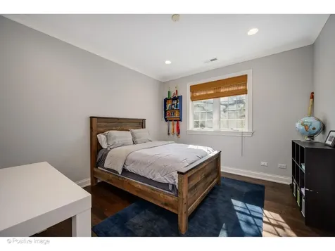 1916 Washington Avenue Wilmette IL 60091