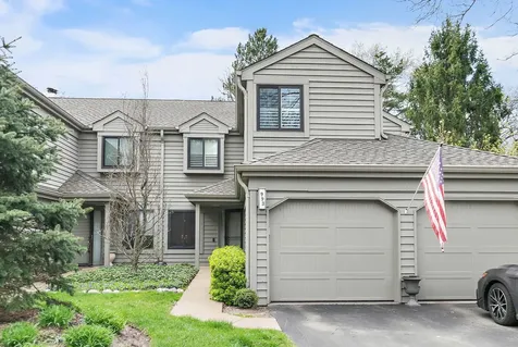 993 Longmeadow Court Lake Barrington IL 60010
