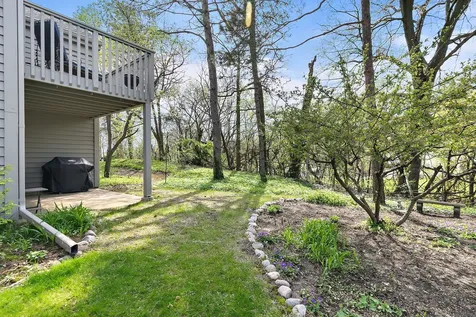 993 Longmeadow Court Lake Barrington IL 60010