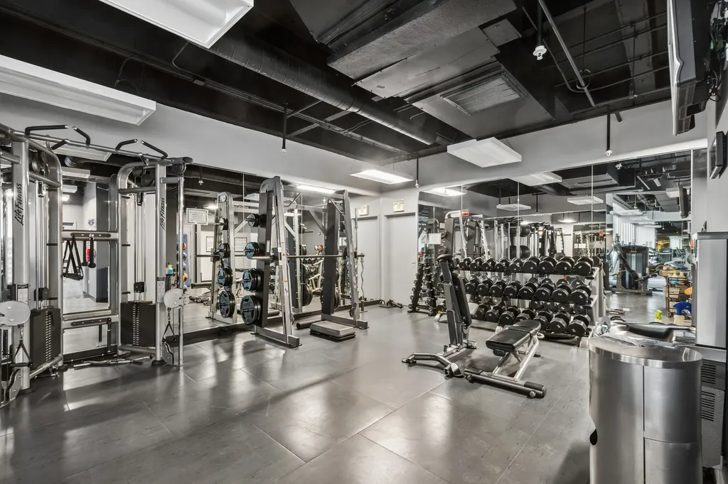 500 West Superior Street Chicago IL 60654