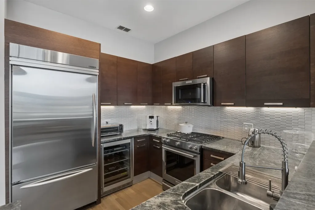 500 West Superior Street Chicago IL 60654