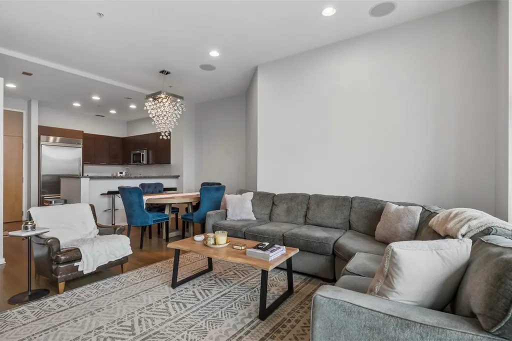 500 West Superior Street Chicago IL 60654