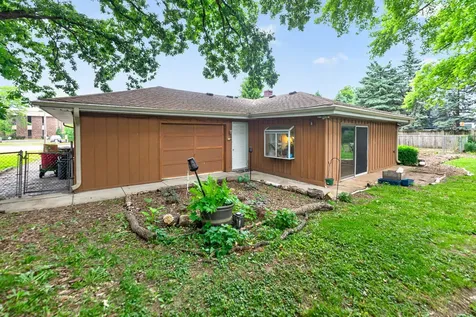 7307 West College Drive Palos Heights IL 60463
