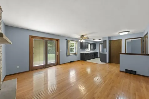 1606 Carlisle Lane Dekalb IL 60115
