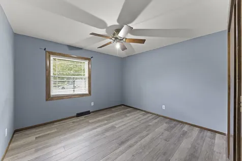 1606 Carlisle Lane Dekalb IL 60115
