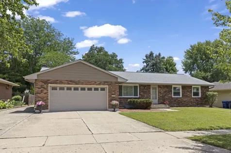 1606 Carlisle Lane Dekalb IL 60115