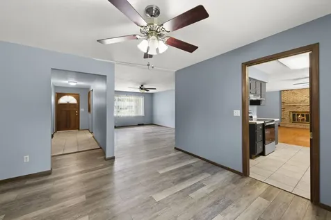 1606 Carlisle Lane Dekalb IL 60115