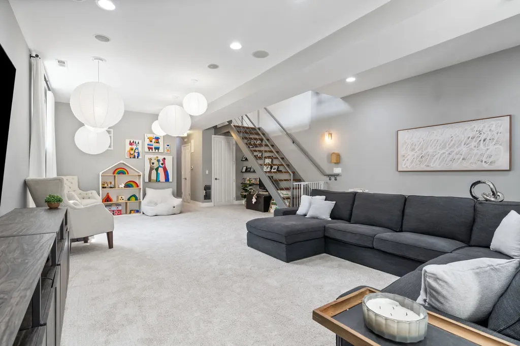 1740 North Wolcott Avenue Chicago IL 60622