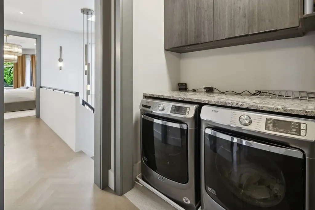 5415 North Ashland Avenue Chicago IL 60640