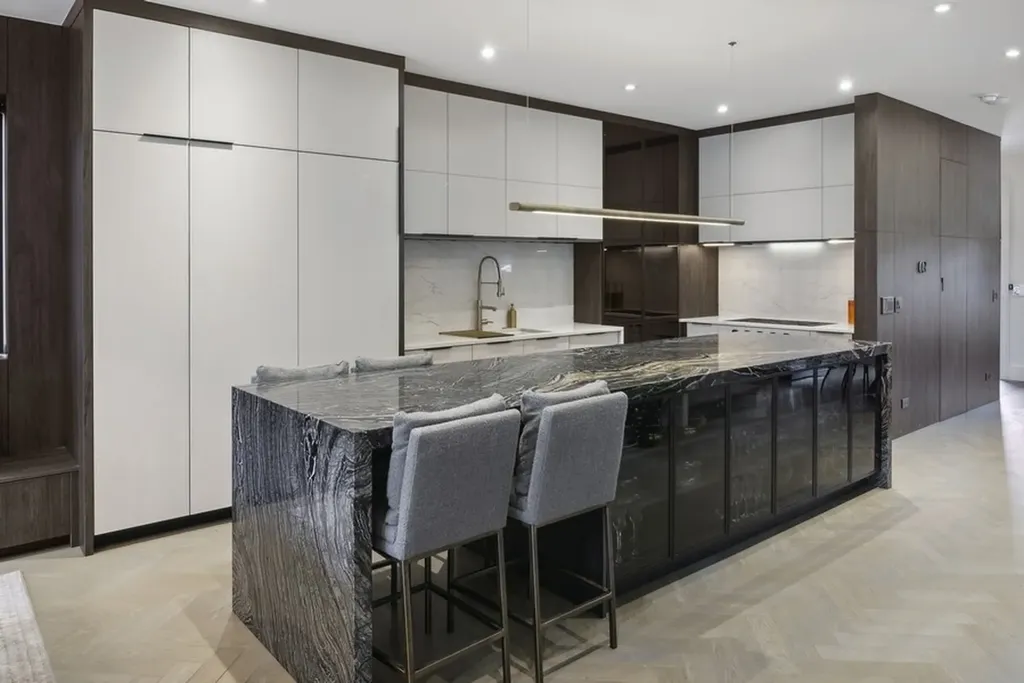 5415 North Ashland Avenue Chicago IL 60640
