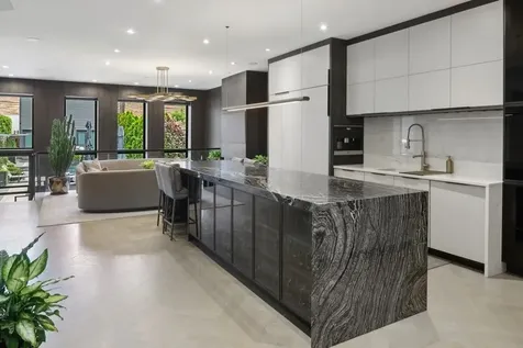 5415 North Ashland Avenue Chicago IL 60640