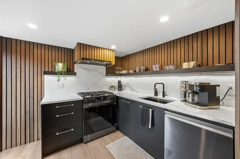 5415 North Ashland Avenue Chicago IL 60640