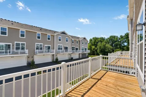 2234 Stonegate Road Algonquin IL 60102