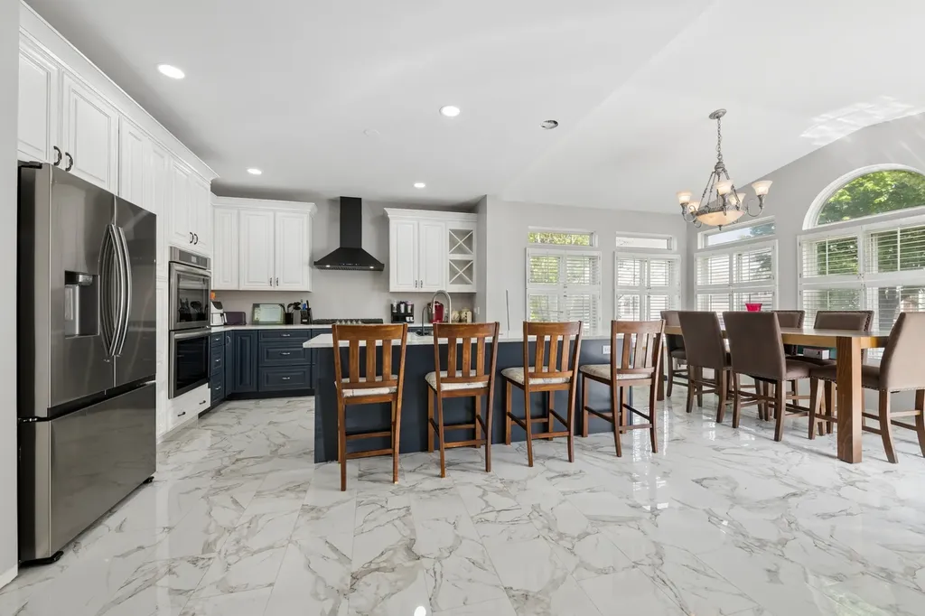2014 Fieldstone Court Plainfield IL 60586