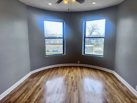 4949 South Calumet Avenue Chicago IL 60653