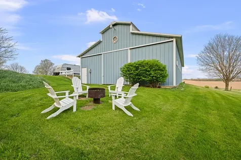 10198 East 2720 Street Kewanee IL 61443