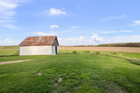 10198 East 2720 Street Kewanee IL 61443
