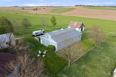 10198 East 2720 Street Kewanee IL 61443