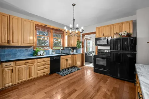 10198 East 2720 Street Kewanee IL 61443