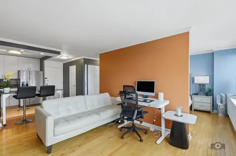 2800 North Lake Shore Drive Chicago IL 60657