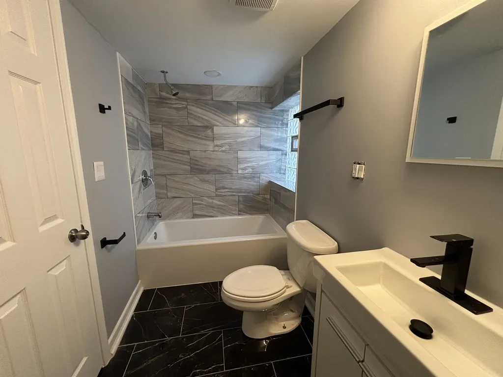 9234 - 9236 South Blackstone Avenue Chicago IL 60619