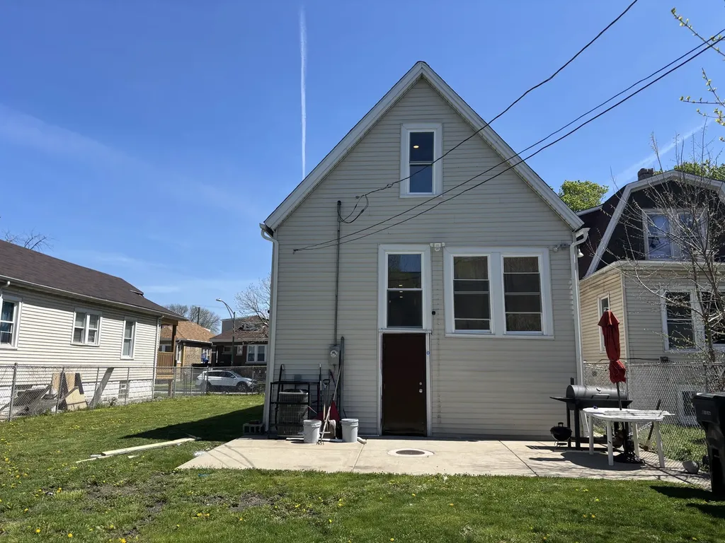 9234 - 9236 South Blackstone Avenue Chicago IL 60619