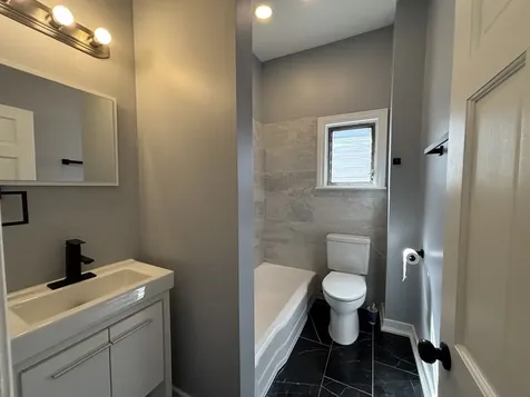 9234 - 9236 South Blackstone Avenue Chicago IL 60619
